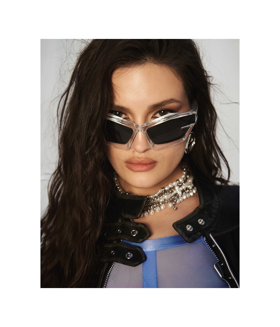 Shaderi robe et string